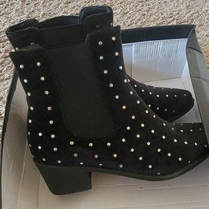 Missguded Black studded bootie